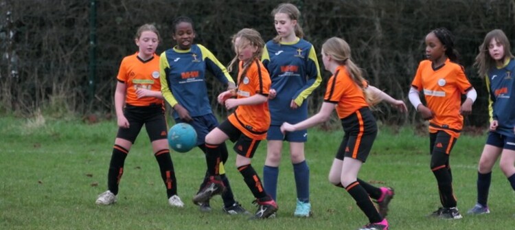Girls Football V The Batt